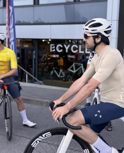 Réserver une location de vélo chez Bcyclet à Annecy